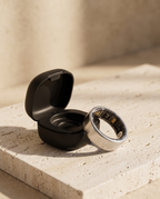 [Silver] Lumo Ring in silver with charging case